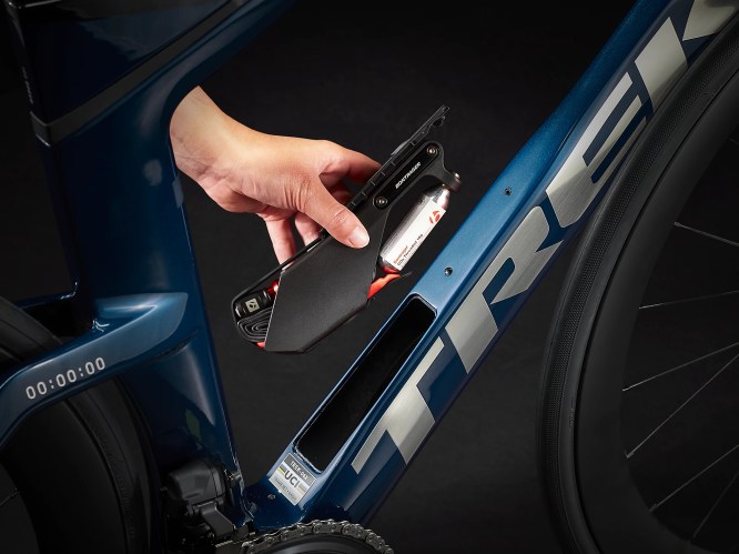 SpeedConceptSLR9_22_35757_C_Accessory4